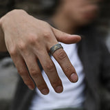 Gothic Offener Ring mit goldenem Auge der Vorsehung