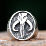 Herren-Siegelring mit Alien-Schädelmotiv aus Edelstahl in Schwarz und Silber - Siegelring-shop