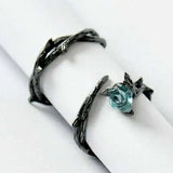Schwarzer Thorn-Ring mit blauer Kristallrose für Männer