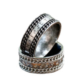 Viking-Ring aus 316L Edelstahl mit eingravierten Runen und Zopfmuster in Silber
