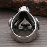 Gothischer Edelstahl Herrenring mit Oktopus- und Totenkopfmotiv in Silberoptik - Siegelring-shop