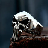 Herrenring mit Totenkopf-Motiv Glanzvolles Edelstahl Schmuckstück für Biker - Siegelring-shop