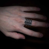 Ring aus Silber im Rock-Stil mit Fischgräten-Muster für Männer