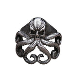 Gothischer Edelstahl Herrenring mit Oktopus- und Totenkopfmotiv in Silberoptik