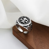 # Retro Biker Skull Ring aus Edelstahl in Silber mit Harley Davidson Logo und Gothic Design für Männer