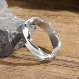 Ring für Männer Oxidierter verdrehter Edelstahl-Fingerband in Schwarz und Silber