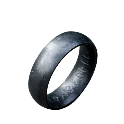 Ring aus 316L Edelstah mit eingravierten Runesymbolen