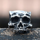 Herrenring aus 316L Edelstahl mit retro Motorcyclist Totenkopf-Design