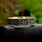 Herren Ring mit Gold- und Schwarzmuster Antik inspirierter ornamentaler Designring aus Edelstah