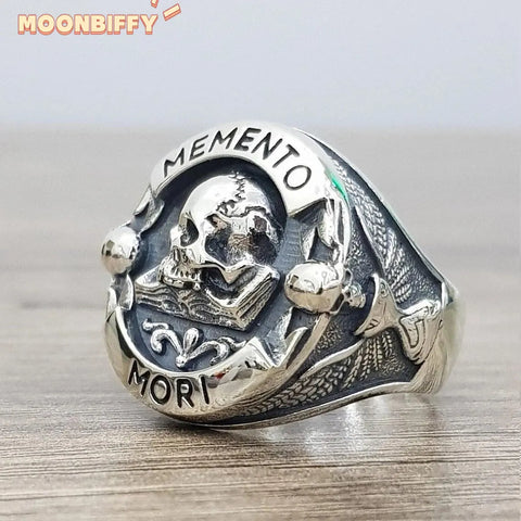 Memento Mori Ring mit Totenkopf und Gravur