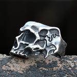 Herrenring aus 316L Edelstahl mit retro Motorcyclist Totenkopf-Design