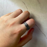 Offener Ring für Herren mit Sternmotiv aus Silbe