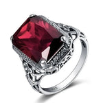 S925 Sterling Silber Ring mit synthetischem Rubinund florale Details