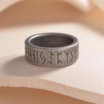 Herrenring im Wikingerstil mit Runen-Gravur aus Edelstahl in Antik-Silber-Finish - Siegelring-shop