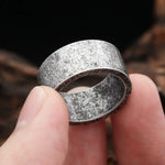 Men's ring made of 316L stainless steel in an attractive structured silver design