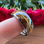 Herren-Tungsten-Carbide Ring mit Whiskeyfass-Eichenholz - Siegelring-shop