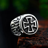 Edelstahl Herrenring mit Eiserne Kreuz Emblem in Schwarz und Silber - Siegelring-shop