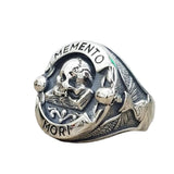 Memento Mori Ring mit Totenkopf und Gravur