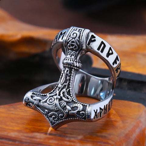 Edelstahl Herrenring mit Thor's Hammer und Runen-Gravur im Vintage Wikinger-Stil - Siegelring-shop