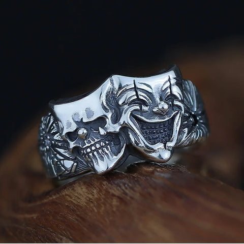 # Retro Joker Ring für Männer aus Silber mit Punk-Gothic Stil, verstellbar, mit Totenkopf- und Joker-Design