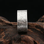 Men's ring made of 316L stainless steel in an attractive structured silver design