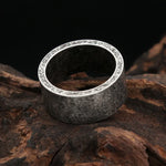 Men's ring made of 316L stainless steel in an attractive structured silver design
