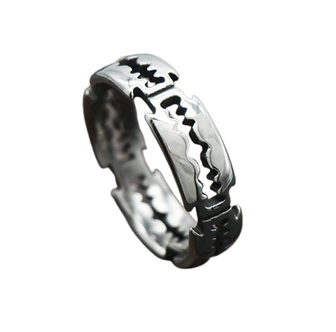 Designerring im Hip-Hop-Stil aus Edelstahl mit gezahntem Muster - Siegelring-shop