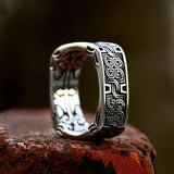 Herren Ring mit Gold- und Schwarzmuster Antik inspirierter ornamentaler Designring aus Edelstah