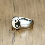 Herrenring aus Edelstahl mit Tai Chi Yin Yang Symbol in Silber - Siegelring-shop