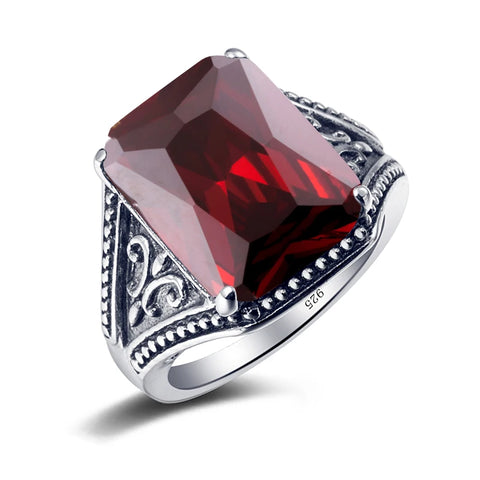 Ring aus 925 Sterling Silber mit synthetischem Rubin rechteckig