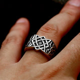 316L Edelstahl Ring mit slawischem Stern Knotendesign und Emblem