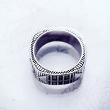 Ethno Ring aus 925 Sterling Silber mit geometrischem Design - Handgefertigter, bedeutungsvoller Schmuck für Männer